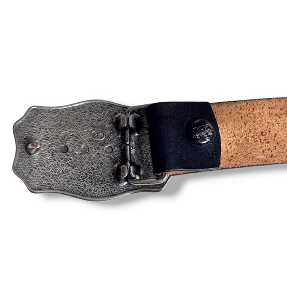 JUSTIN Black Tooled Top Grain Leather Belt Silver Tone Buckle & Accents - Picture 9 of 10